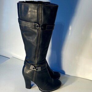 Sofft SZ 6 Black leather knee high boots with buckles & stitching details